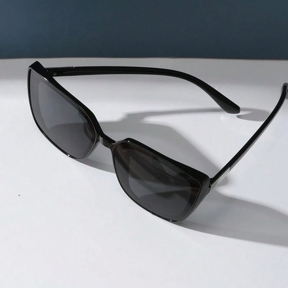 Classic cat Eye Polarized Outdoor Sunnies Sunglasses main image 6